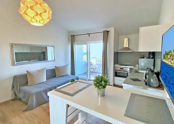 Apartman - Kornati - De 40 M2 Avec Piscine *