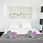 - Kornati - De 40 M2 Avec Piscine Apartment Pakoštane