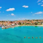 - Kornati - De 40 M2 Avec Piscine Apartment Pakoštane