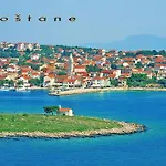Apartment - Kornati - De 40 M2 Avec Piscine Pakoštane