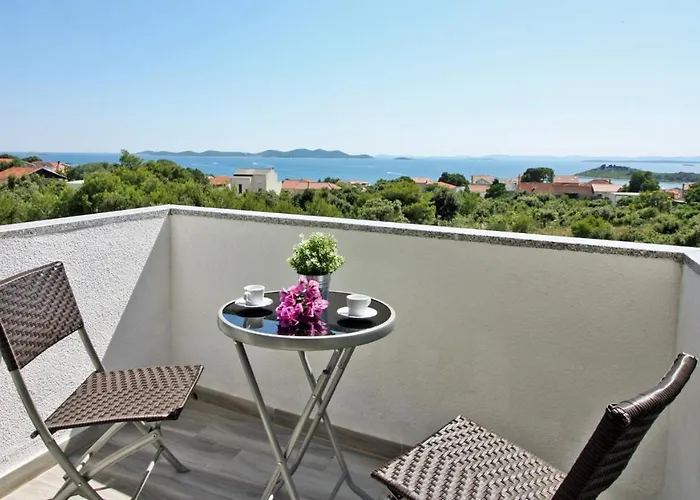 Appartement - Kornati - De 40 M2 Avec Piscine *