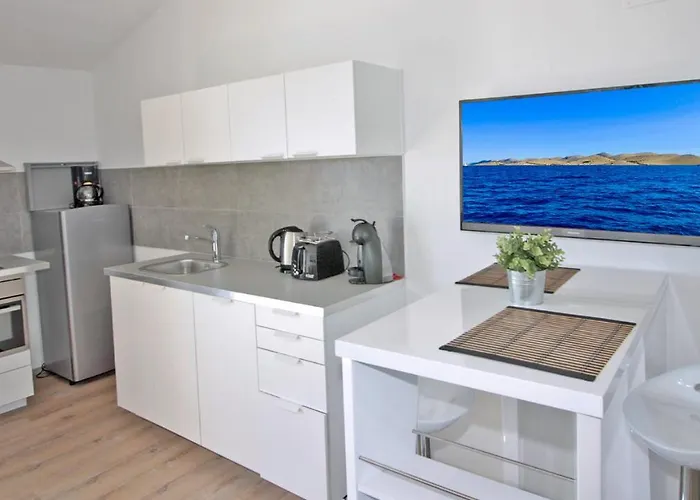 - Kornati - De 40 M2 Avec Piscine *