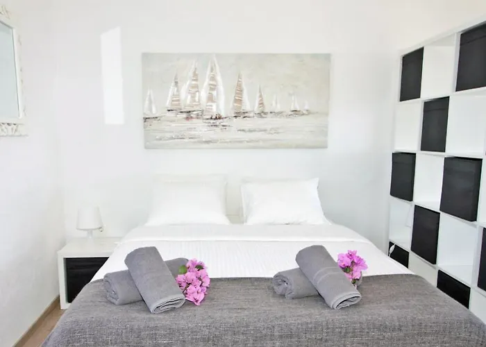 - Kornati - De 40 M2 Avec Piscine Appartement Pakoštane